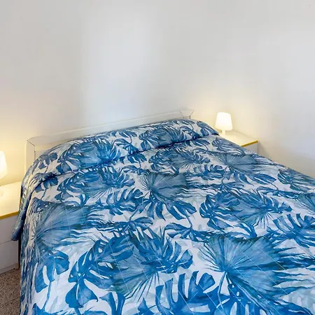 Erikbeach Trilo Bibione