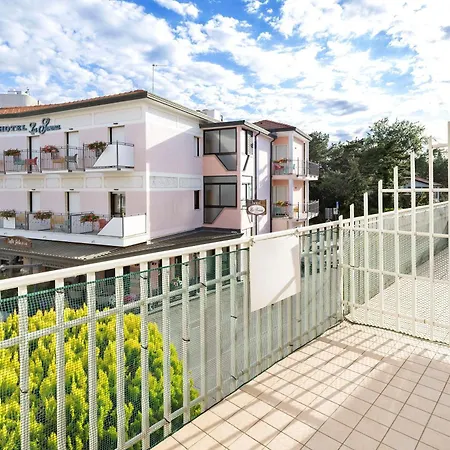 Erikbeach Trilo Apartment *